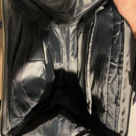 HiMari two tone backpack - Picture 3 of 3